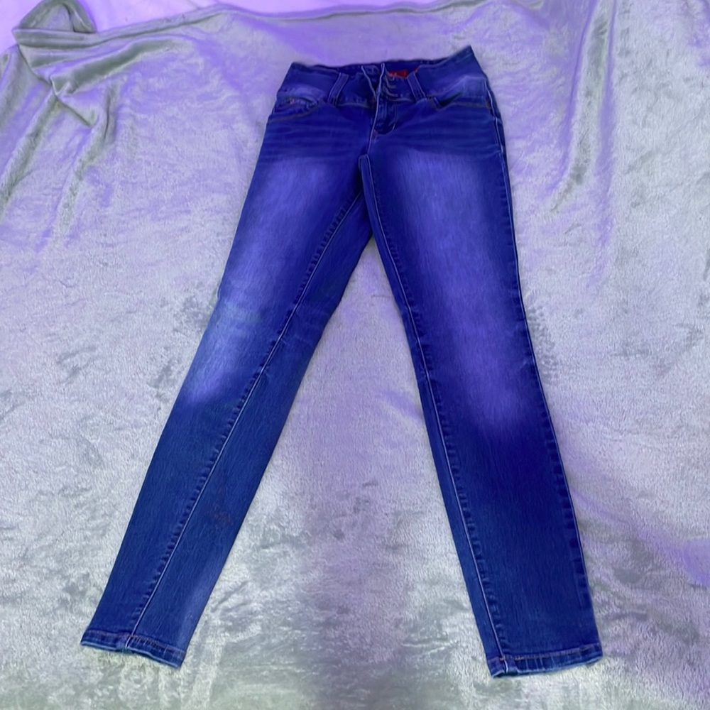 WannaBettaButt? YMI Mide Rise Skinny Jeans